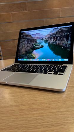 Apple MacBook Pro 13” Retina i5/8GB/256GB SSD $180