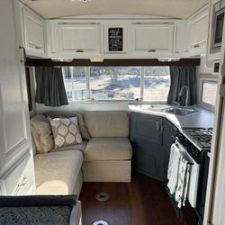 1997 Fleetwood Jamboree Searcher 24 Foot Motorhome