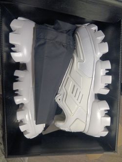 White Prada Shoes, size 7