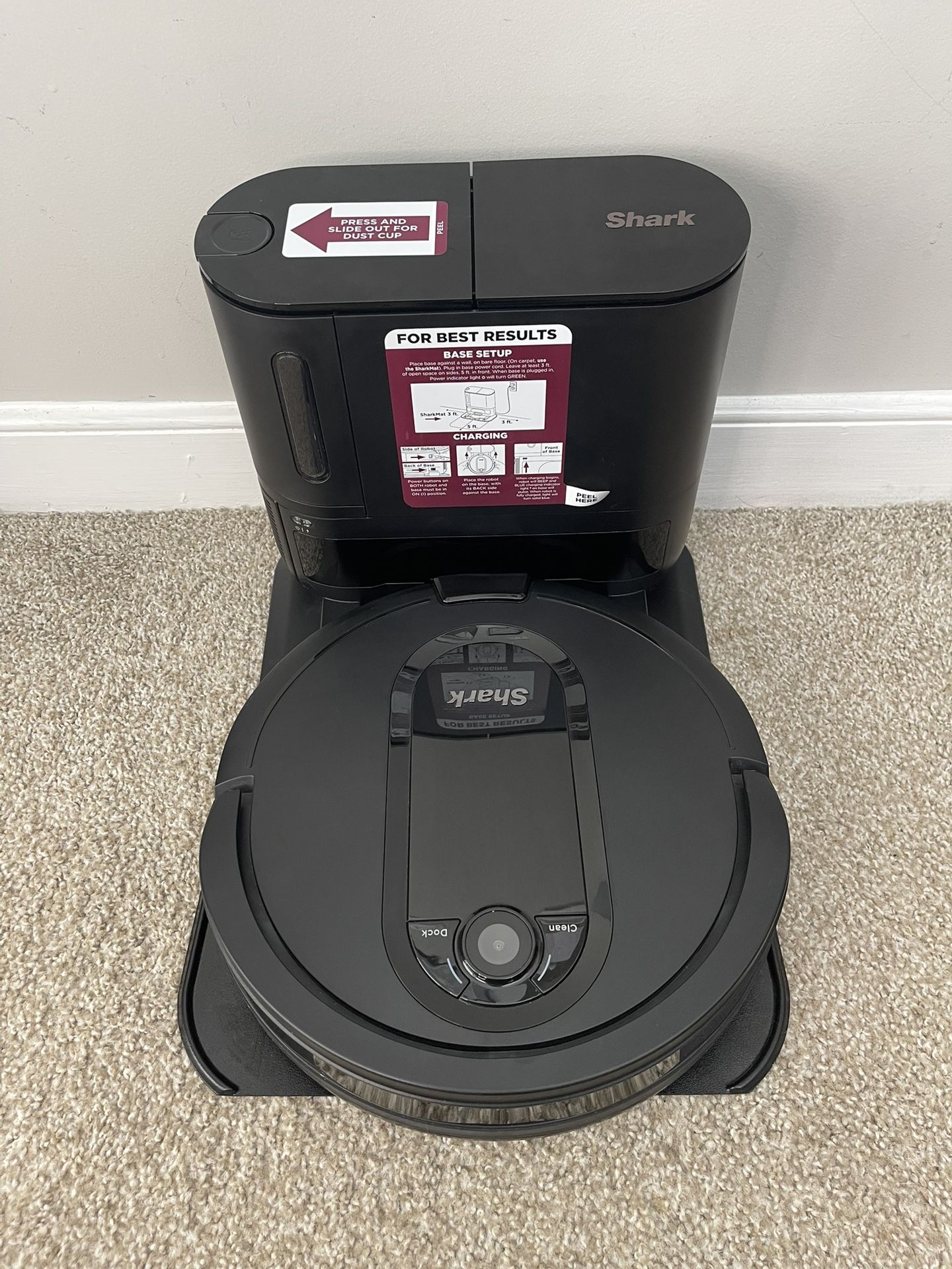 Shark EZ Robot Self-Empty Base and WIFI Vacuum Cleaner -RV915S Black