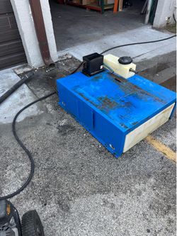 Prochem Blazer Truckmount Parts. Water tank. Vacuum blower. 18hp Vanguard engine. Carpet cleaning floor machine