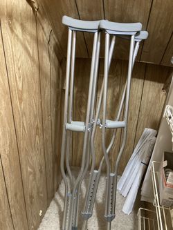 Crutches $30 1x 15