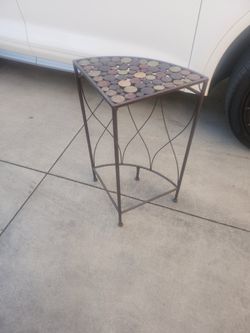 Plant Stand 