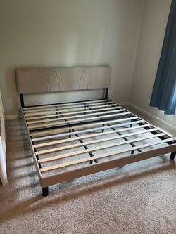 King size bed frame ( very good condition )