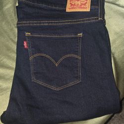 Women’s Levi