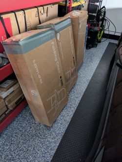 8 Cushioned Metal Foldable Chairs - 100$