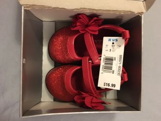 Girls Shoes - Size 3 - New