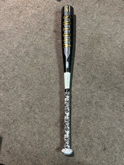 Victus Vandal alloy baseball or softball bat for youth or senior leagues, featuring a black and gold barrel design and white tape or wrap near the han