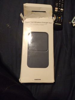 Samsung super fast wireless charger Duo