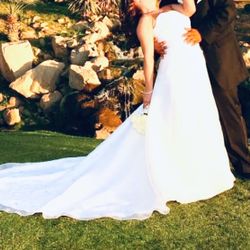 Wedding Dress Size 8/9 Depending On Fit $100