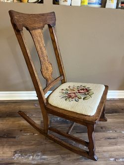 Antique Rocking Chair 
