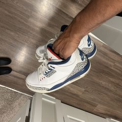 Jordan 3s Size 10