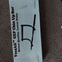 Chin Up Bar. NEVER Used. Unopened Box