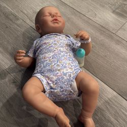 Realistic Reborn Baby Doll