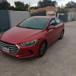 2018 Hyundai Elantra