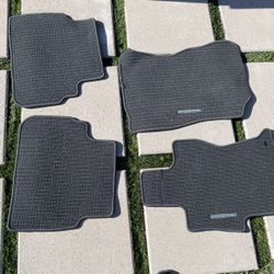 Subaru Crosstrek Floor Mats 🚨brand New! $40