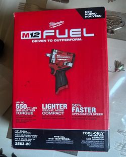Milwaukee M12 FUEL 12V Lithium-lon Brushless Cordless Stubby 1/2 in. Impact Wrench (Tool-Only)