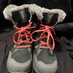Women’s Snow Boots 