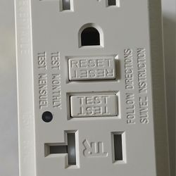 20 Amp GFCI (NEW)