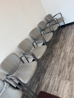 Set of 6 Waiting Room Chairs with Arms