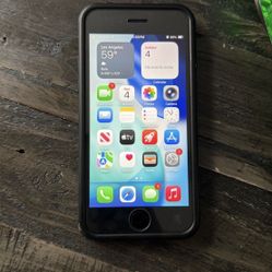 Unlocked iPhone SE 128 GB