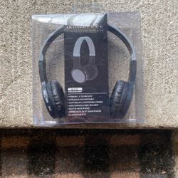 Wireless stereo headset Bluetooth headphones never opened