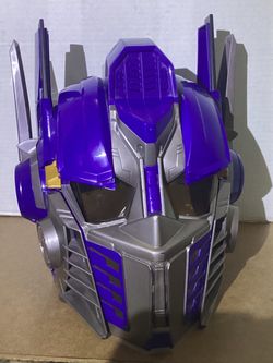 Hasbro Transformers Optimus Prime Voice Changer Helmet (2006)