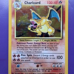Charizard 004/102 Base Set Holo ⚫️ Black Dot Error