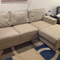 Bob's Furnitures Sectional