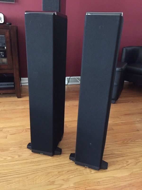 Boston Acoustics VR940 Tower Speakers