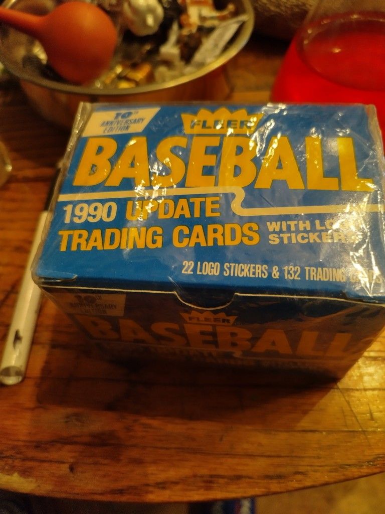 1990 UPDATE TRADING CARDS WITH LOGO STICKERS