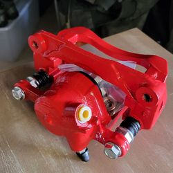 2013 Subaru Front Brake Calipers Brand New Set Of 2