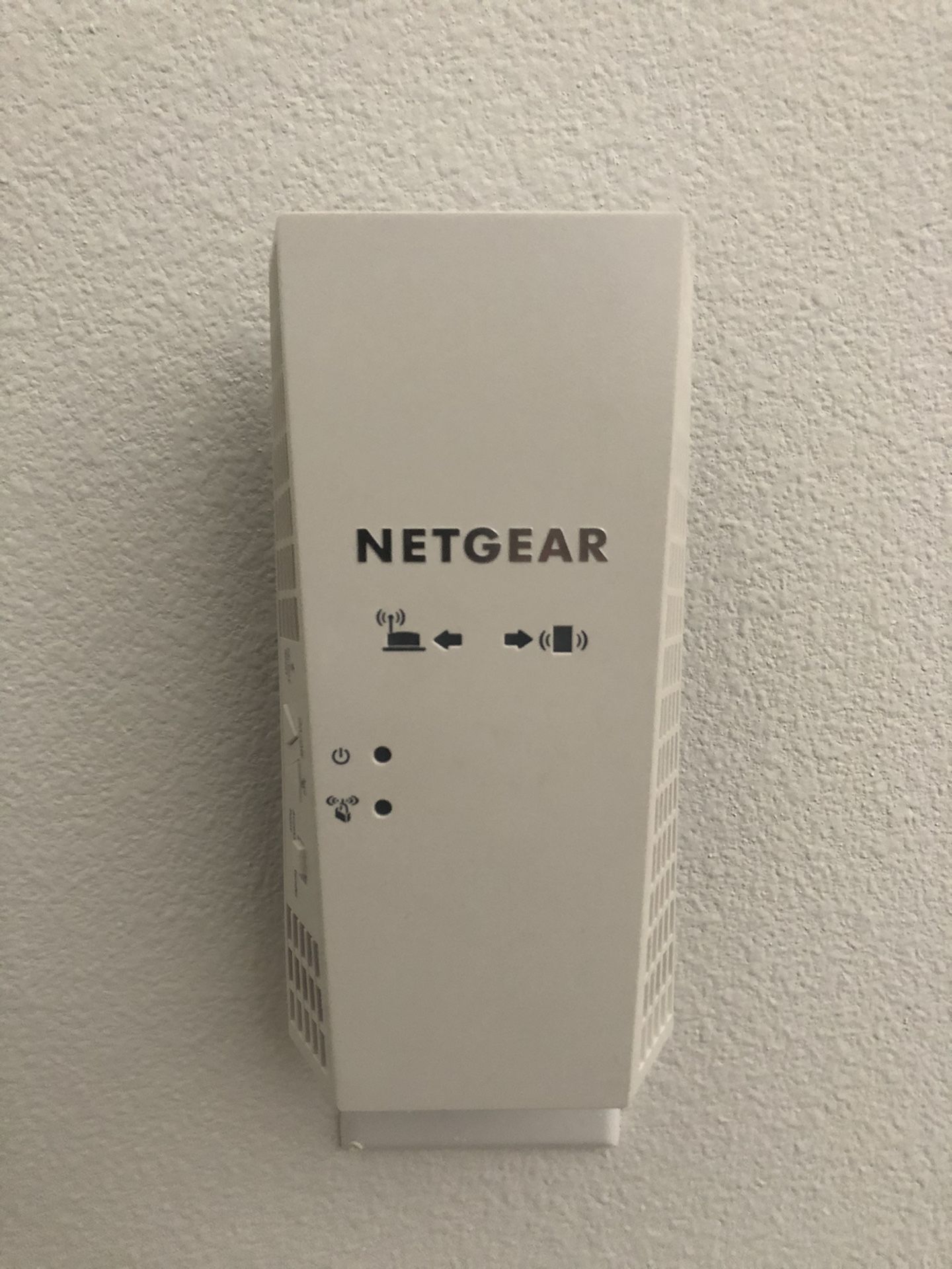 NETGEAR WiFi Range Extender EX7300 Nighthawk X4 AC2200 Router