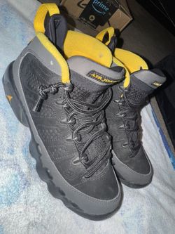 Jordan 9 Black Charcoal University Gold