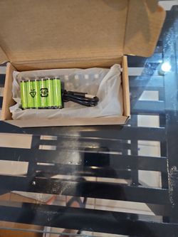 Amazon Basics Rechargeable AA Batteries with USB Cable