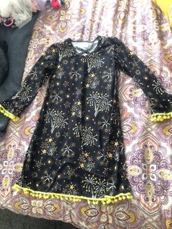 Beautiful dress for girls XL (6x,7/8)