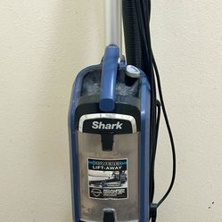 Shark® Rotator® Powered Lift-Away® with Self-Cleaning Brushroll Upright Vacuum