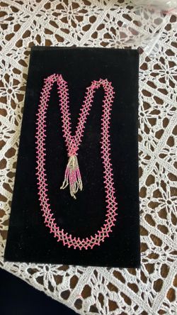 Vtg Pink seed bead necklace