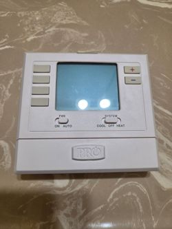 T705 Pro 1 - Digital Thermostat (pre-owned)