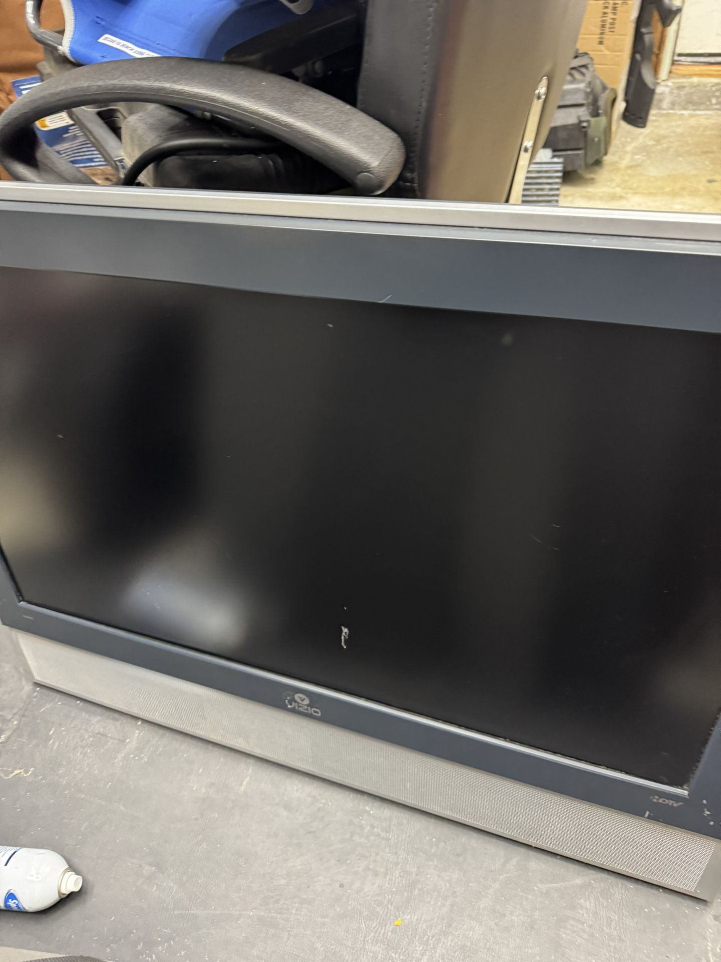 Vizio 32” Tv