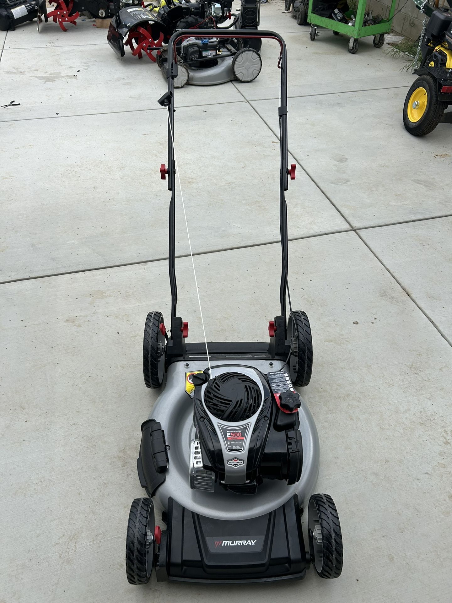 Murray 21 in. 140 cc Briggs and Stratton Walk Behind Gas Push Lawn Mower with Height Adjustment and Prime 'N Pull Start