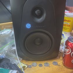 2 Sterling Studio Speakers