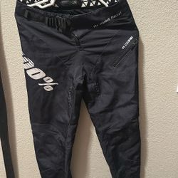 Mens 28 Waist 100%. Riding Pants