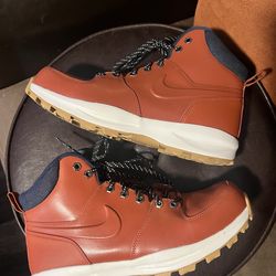 Nike Manoa Leather SE boots ‘Rugged Orange’ men’s size 10.5