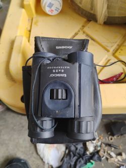 Tasco 8x25 Field Binoculars Very Good 