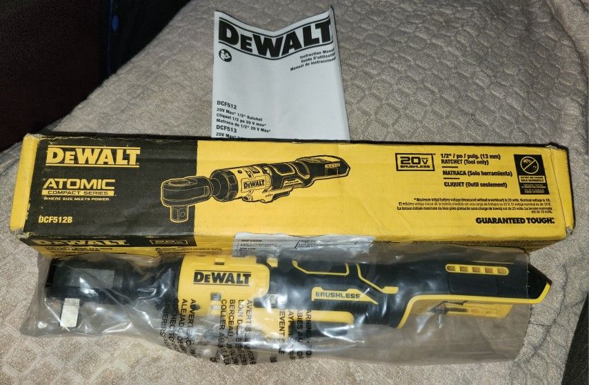DEWALT ATOMIC 20V MAX Cordless 1/2 Ratchet (Tool Only)