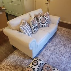 Sofa & Accent Chair Set Must Go ASAP!!