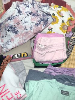 40+Piece Girls Pre-Teen Summer Clothes Lot Name Brands Size Large