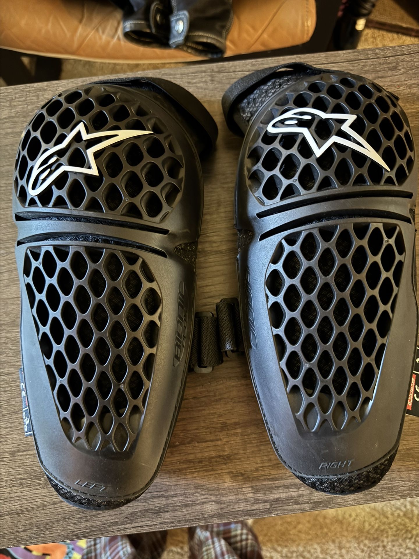 Alpinestars Knee Pads Size S/M