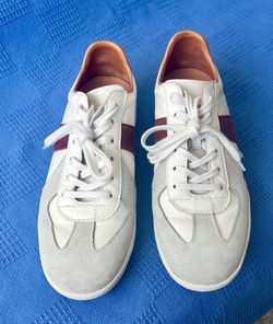 Beckett Simonon Morgen Trainers in a white and bordeaux colorway M9